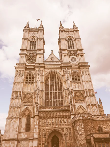 Retro procurando Abadia de Westminster em Londres — Fotografia de Stock