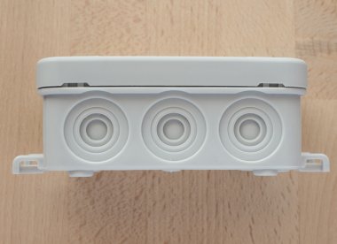 Bağlantı kutusu konteyner