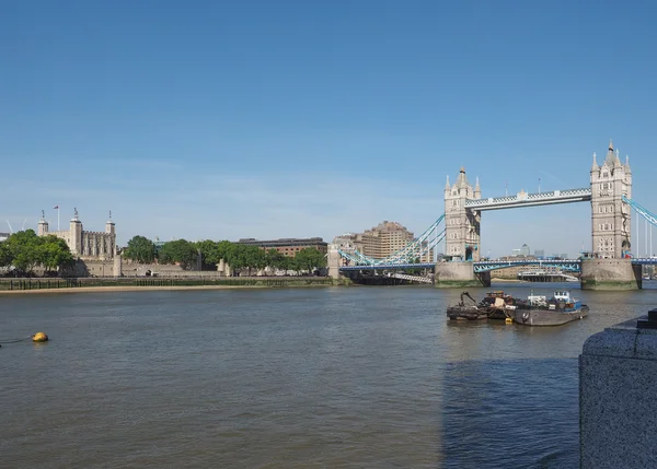 Tower Bridge w Londynie — Zdjęcie stockowe