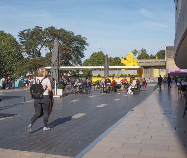 Londra'da Thames South Bank