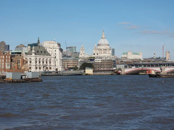 Floden Thames i London — Stockfoto