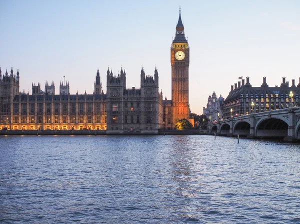 Londra 'daki parlamento binaları — Stok fotoğraf