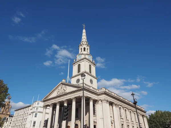런던에서 세인트 마틴 교회 — 스톡 사진
