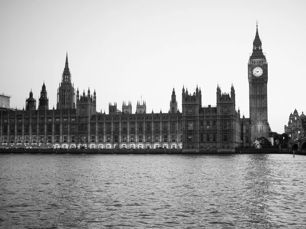 Чорно-білий парламенту в Лондоні — стокове фото