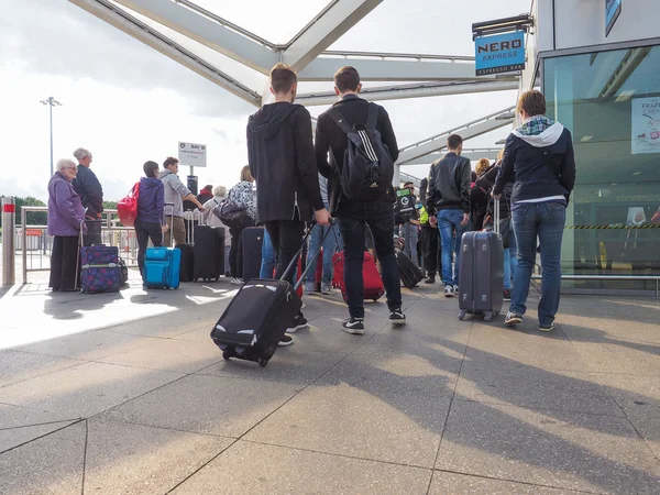 Gare routière à Stansted — Photo