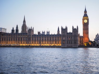 Londra 'daki parlamento binaları