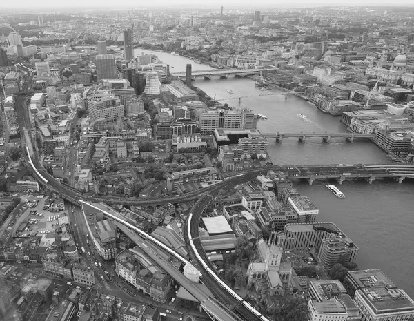 Blanco y negro Vista aérea de Londres —  Fotos de Stock