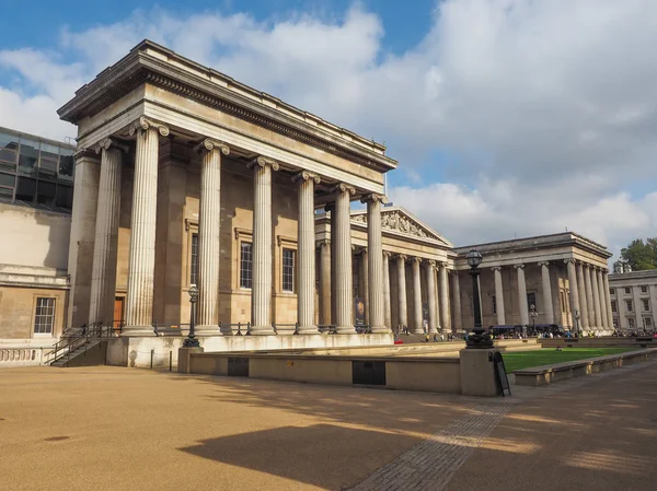 Turistas en el Museo Británico de Londres —  Fotos de Stock