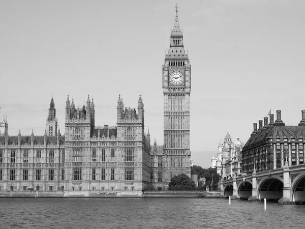 Camere bianche e nere del Parlamento a Londra — Foto Stock