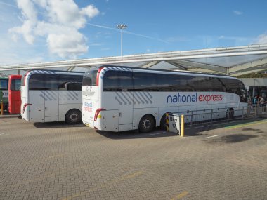 Otogar Stansted içinde