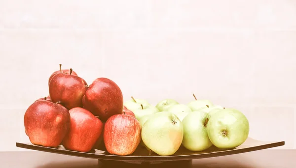 रेट्रो शोधत सफरचंद — स्टॉक फोटो, इमेज