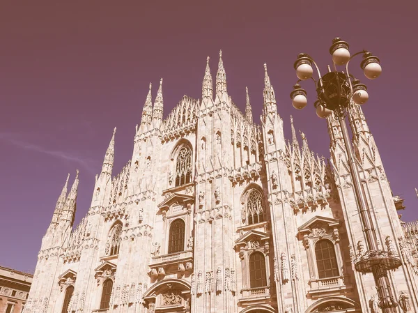 Duomo di Milano dall'aspetto retrò — Foto Stock