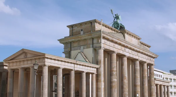 Brandenburger tor Berlinben — Stock Fotó