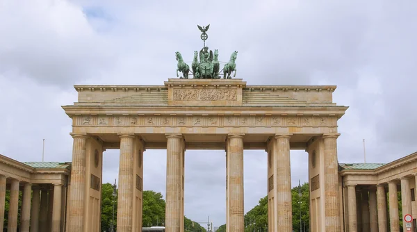 Brandenburger tor v Berlíně — Stock fotografie