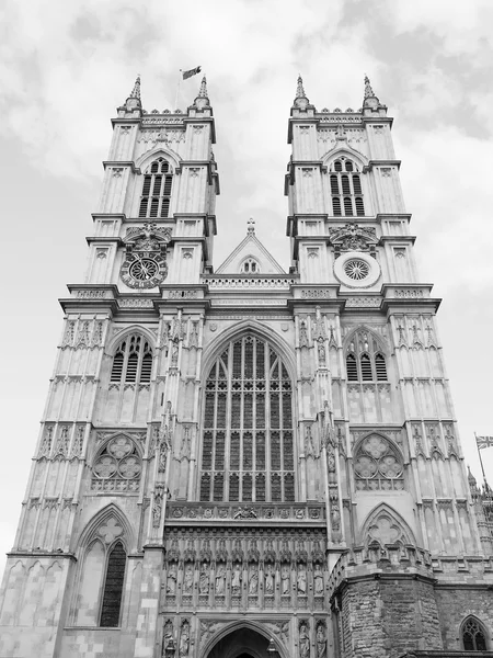 Černobílé Westminsterské opatství v Londýně — Stock fotografie