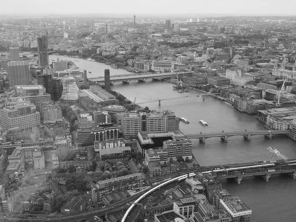 Svart och vitt Flygfoto över London — Stockfoto