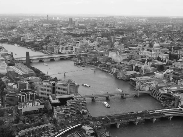 Svart och vitt Flygfoto över London — Stockfoto