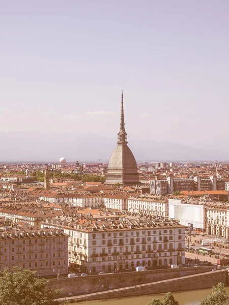 Ретро с видом на Турин — стоковое фото
