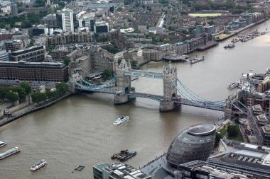 Londra'da thames Nehri havadan görünümü