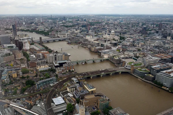 Vue aérienne de la Tamise à Londres — Photo