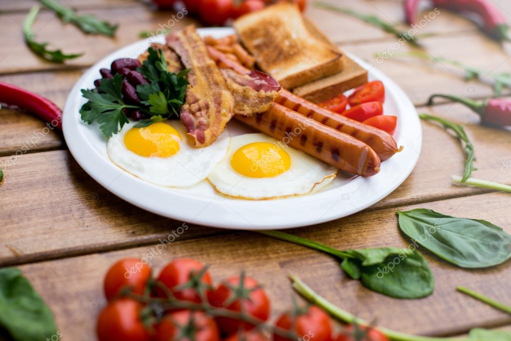 Beautiful serving breakfast — Stock Photo © KarynaChe #110854226