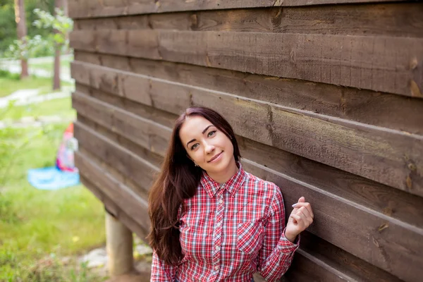 Nádherná dívka bederní s úsměvem — Stock fotografie