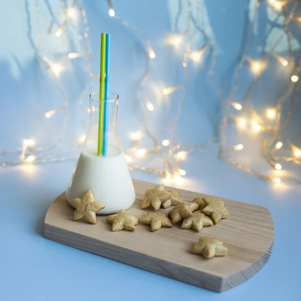 Glass of Milk, and white sugar cookies — Stock Photo, Image