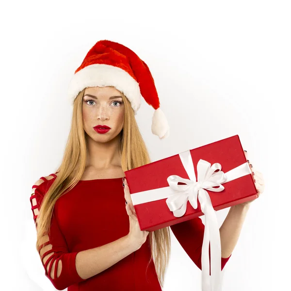 Navidad, x-mas, invierno, concepto de felicidad - mujer sonriente en sombrero de ayudante de santa — Foto de Stock