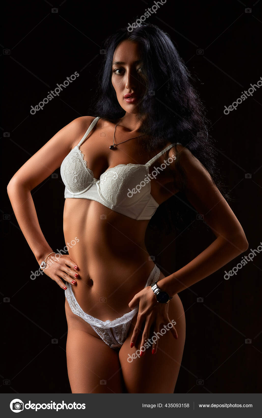 Nackt frauen sexy junge Frauen Pics