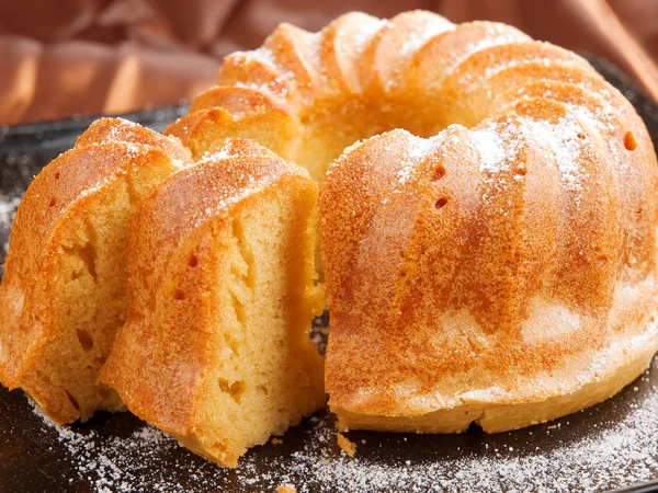 вергуны на кислом молоке. пирог из прокисшего молока. выпечка на кислом. торт шарлотка. маффины с кислого молока.