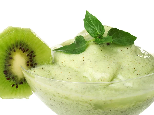 Kiwi Sorbet på vit — Stockfoto