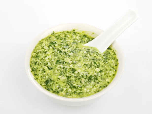 Molho de pesto em tigela — Fotografia de Stock