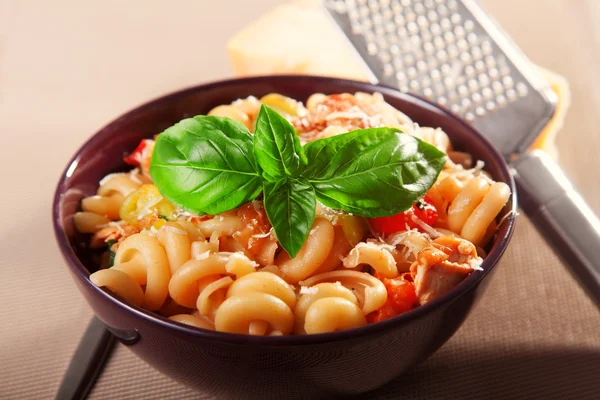 Pasta with cherry tomatoes — Stock Photo, Image