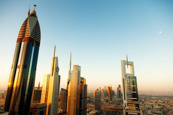 Dubai skyline at sunrise — Stock Photo, Image