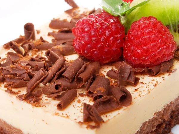Schokoladenkuchen mit Himbeere — Stockfoto