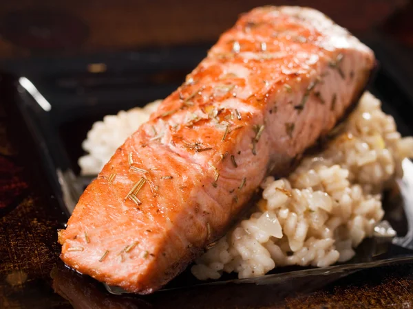 Salmon with capers sauce — Stock Photo, Image