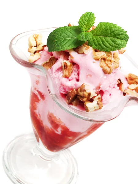 Jahodová zmrzlina — Stock fotografie