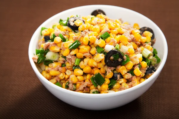 Salad with tuna fish and white corn — Stock Photo, Image