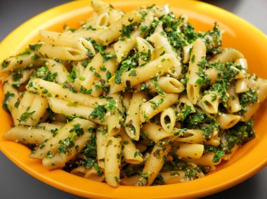 Makarna Collection - Penne pesto ile