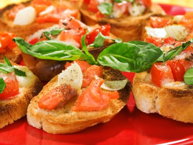 Domates ile İtalyan bruschetta