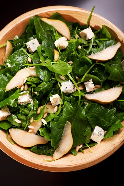 Ensalada de espinacas con queso azul — Foto de Stock