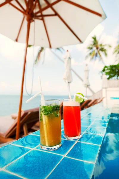 Mai Thai en Mojito Cocktails — Stockfoto