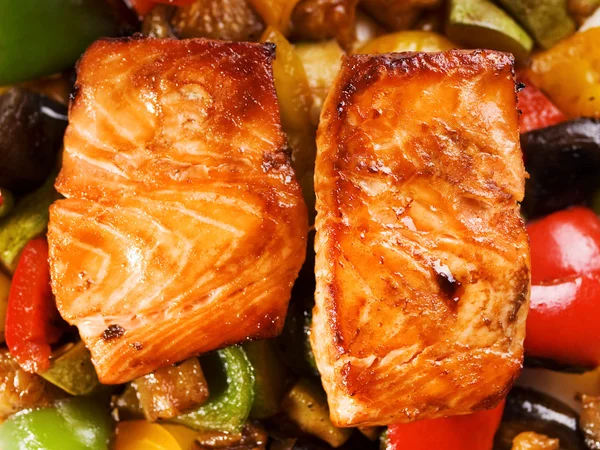 Salmone con salsa teriyaki — Foto Stock