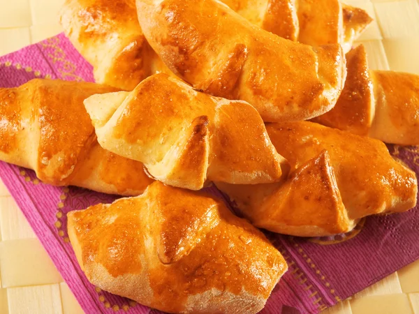 Pequeno-almoço caseiro Croissants — Fotografia de Stock