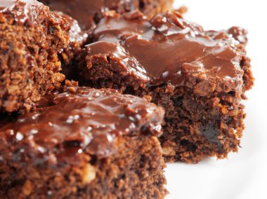 Çikolatalı kek parçaları