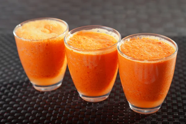 Tomat smoothie i glas — Stockfoto