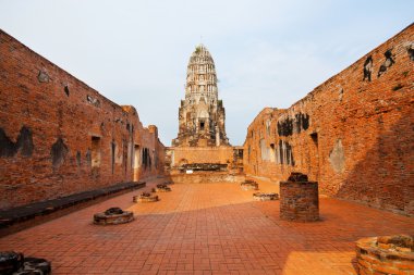 Wat Phra Mahathat Ayuthaya içinde