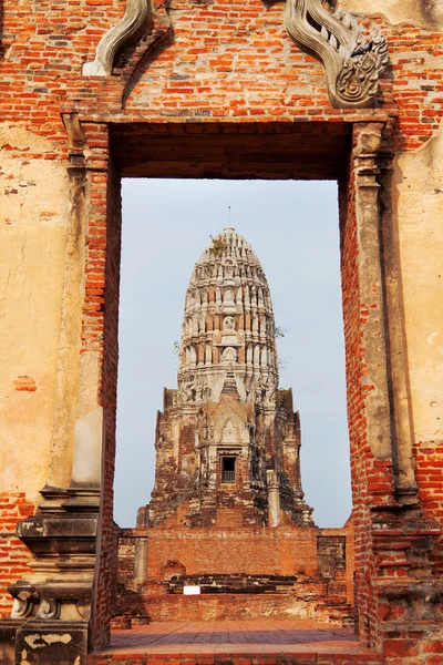 Wat Phra Mahathat Ayuthaya içinde