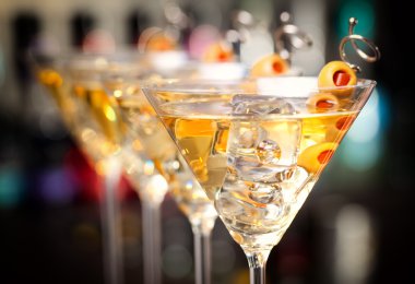 Bardak martini kokteyl bar