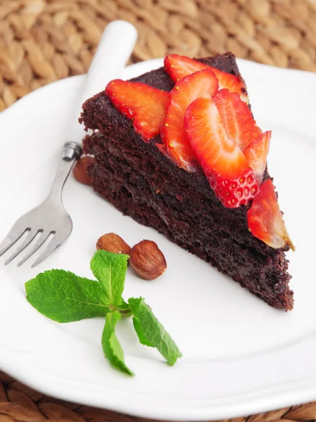Csokoládé torta szamóca — Stock Fotó